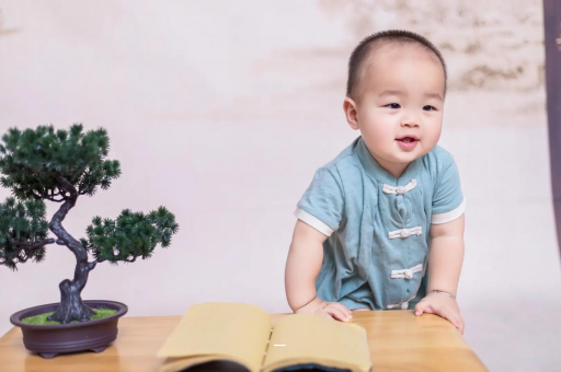 哪里可以供卵代生孩子四个月宝宝最佳抱姿势